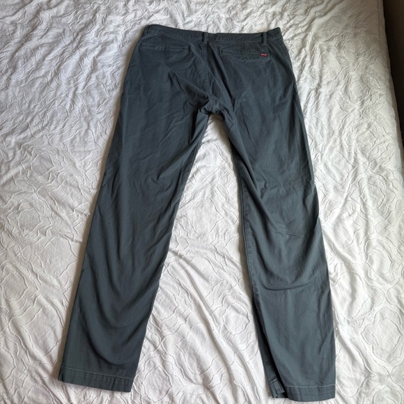 Levi's Blue Gray ChinosStandard Taper Cotton Pants - Picture 9 of 10